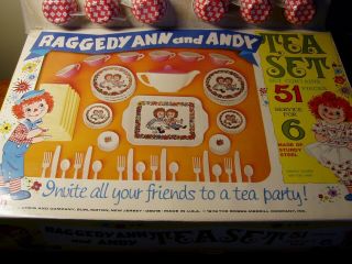 Vintage Chein Raggedy Ann and Andy Tea Set No.  332 and in Orig Box 2