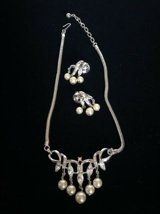 Vintage Crown Trifari Faux Pearl Silver Tone Choker Necklace Earrings Set Great