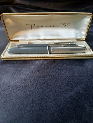 Estate,  Vintage,  Parker 51 Pen And Pencil Set.  Dove Grey,  In Org Case.  Needs Tlc
