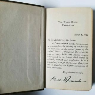 1941 US Army Testament Protestant Bible Military FDR Pocket Sized Small EUC 2