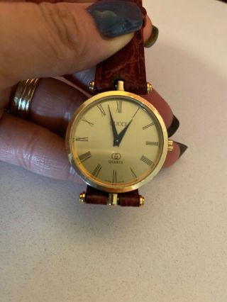 Vintage Gucci Men 18k Gold Plated Analog Quartz Watch Hours Batt