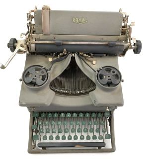 Royal Model 10 Typewriter w/Double Glass Sides Military Green 1920 2