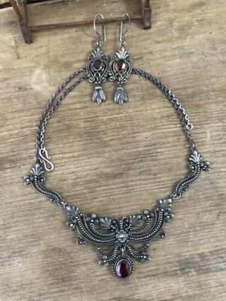 Vintage Sterling Silver & Garnet Necklace & Earrings Set