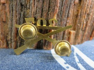 WWII United States Army 307th Infantry Collar Pin Officers RP9 2