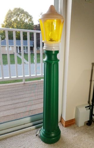 Vtg Union 40 " Lighted Blow Mold Green Lamp Post Yard Decoration Rare W/ Cord