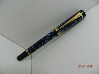 Parker Duofold Roller Ball Pen In Blue Marble W/18k Gold Trim Made In Uk