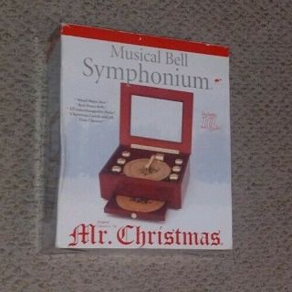 Mr.  Christmas 2005 Music Bell Wooden Box Symphonium With 10 Discs Box