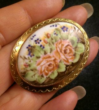 Royal Doulton Hand Painted Porcelain Floral Yellow Metal Brooch/pin