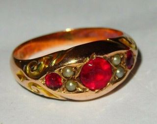 Pretty 9ct Gold Garnet And Pearl Ring Fully Hallmarked For Birmingham 9ct Rose G