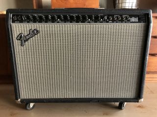 Fender Ultimate Chorus 2x12 Combo Vintage Guitar Amp Made In Usa For Restora