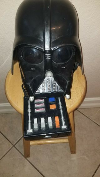 2004 Hasbro Star Wars Darth Vader Voice Changer Mask And Helmet
