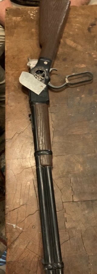 Old Vintage Mattel Winchester Shootin Shell Toy Rifle Gun