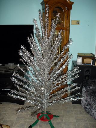 Vintage Aluminum Christmas Tree 67 Branches,  Missing Stand