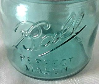 BALL HALF (1/2) PINT BLUE MASON Jar - Collector ' s Edition with Zinc Lid 3