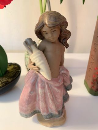 Lladro “little Peasant Girl,  Pink " 2332 - Absolutely Adorable -