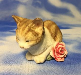 Htf Country Artists Kitten Tales " Kitten Asleep With Rose " Figurine 02220 Euc