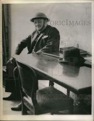 1940 Press Photo Prime Minister Winston Churchill During Visit To Bombed Areas