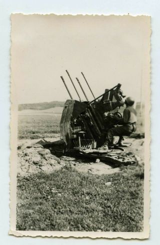 Photo Of A German Quad 20mm Anti Aircraft Gun,  Captured By Us Troops
