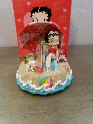 Betty Boop At The Beach Musical Figurine " Oh You Doll "
