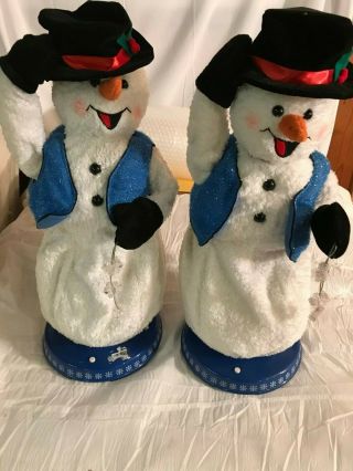 2 Gemmy 2002 Snowflake Spinning Animated Snowmen Sings Snow Miser As - Is [read]