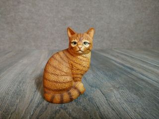 Goebel Harvey Knox 1983 Tabby Cat Figurine 4 " Tall