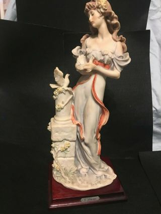 Giuseppe Armani Florence Figurine Lady With Doves 1987,  Made In Italy