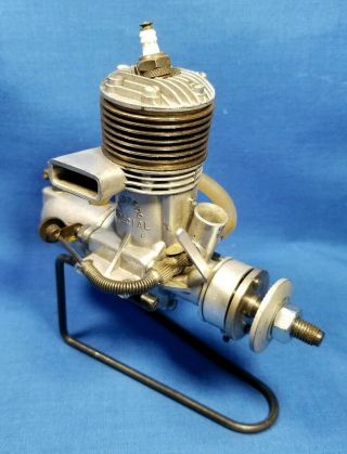 Vintage 1946 Torpedo Special Twin Stack Model Spark Ignition Cl/ff Engine