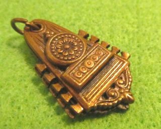 Vintage Victorian Double Sided Intaglio Etruscan Gold Pendant Charm Fob