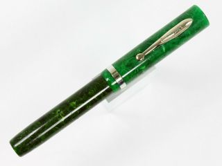 Sheaffer Lifetime White Dot Lever Fill Fountain Pen In Jade With Gold Nib