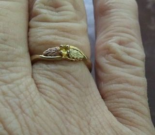 Vtg 10k Black Hills Gold Yellow Gold Citrine? Grape Leaf Ring Size 6.  5 2.  2 G