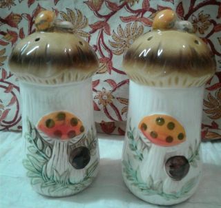 Merry Mushroom Vintage Salt And Pepper Shakers Made In Japan Sears Roebuck 1976