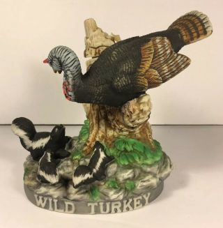 Austin Nichols Wild Turkey & Skunks 12 Decanter 1986 Le Miniature W/ Box
