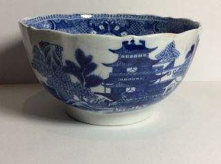 Antique Qing Chinese 18/19th C Blue & White Rice Bowl