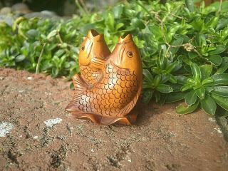 Hand Carved Wood Netsuke Fish Pair On Lilly / Lotus Leaf Collectable Figure