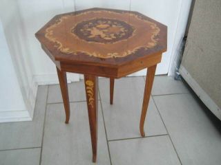 Vtg Reuge Italian Marquetry Inlaid Wood Floral Jewelry Music Box Accent Table