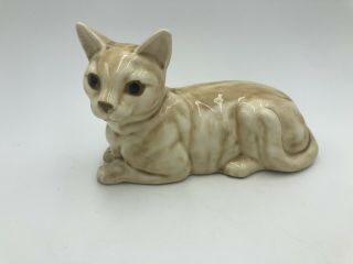 Vintage Norleans Ceramic Siamese Cat Figurine Laying Down Brown White Japan