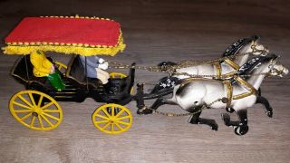 Vintage Utexiqual Cast Iron Horse Drawn Surrey Toy Wagon