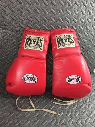 Vintage Cleto Reyes Red Professional 18 Oz All Leather Boxing Gloves