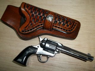 Vintage Hubley Cowboy.  45 Gun With Custom Hand Tooled Leather Holster U.  S.  A.
