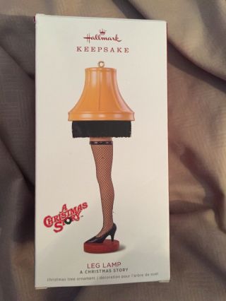 2018 Hallmark Keepsake Ornamen - Leg Lamp A Christmas Story - Display Item Fragile