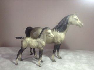 Breyer Black Point Dapple Grey Pam And Paf Proud Arabian Mare And Foal Vintage