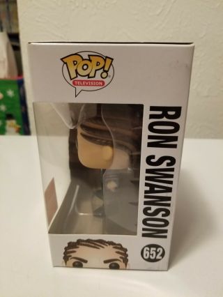 SDCC 2018 Funko Pop Parks and Recreation Ron Swanson 652 Summer Sticker 2