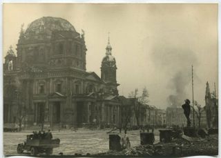 Wwii Large Size Press Photo: Berliner Dom Berlin Cathedral View May 1945