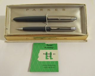 Parker 41 Fountain Pen & Ball Point Pen Set W/ Display Box Gray