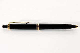 Pelikan K200 Ballpoint Pen Black & Gold Clip.