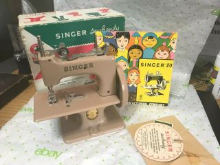 Singer Sewhandy Model 20 Child Sewing Machine Box - - - - - - - - - - - - - Mp