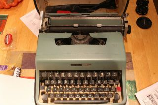 Olivetti Lettera 32 Typewriter.  &.  Ribbon.  Case Is Rough Shape.