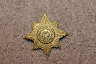 Ww2 British Royal Army Irish Guards Metal Hat Badge W/prongs