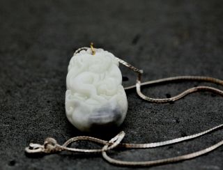 Vintage Chinese Carved Jade Stone Pendant Of A Monkey & Sterling Silver Necklace