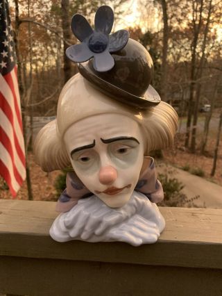 Lladro Clown With Flower Hat Figurine Bust
